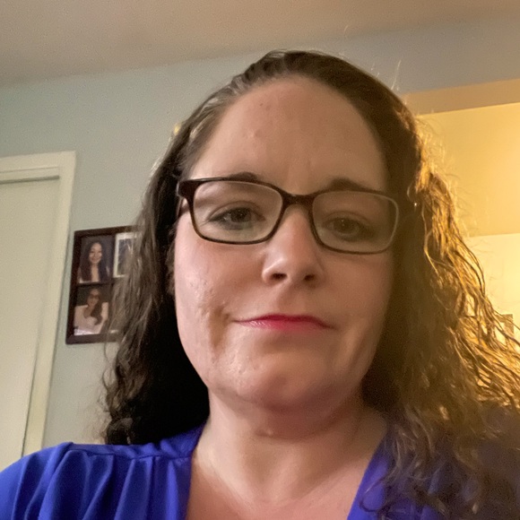 Meet your Posher, Christen - Picture 1 of 1